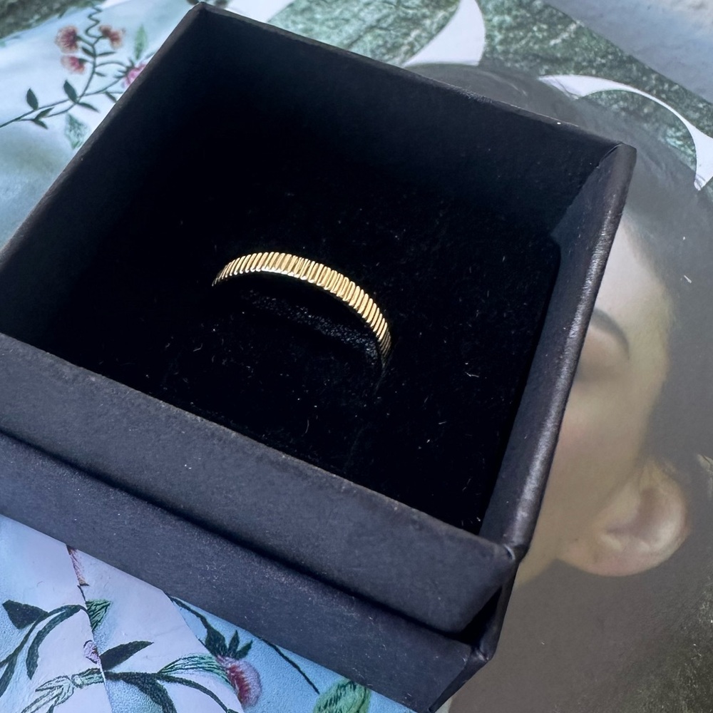 Catbird Grand 14k Gold Fountain Ring - Picture 3 of 11